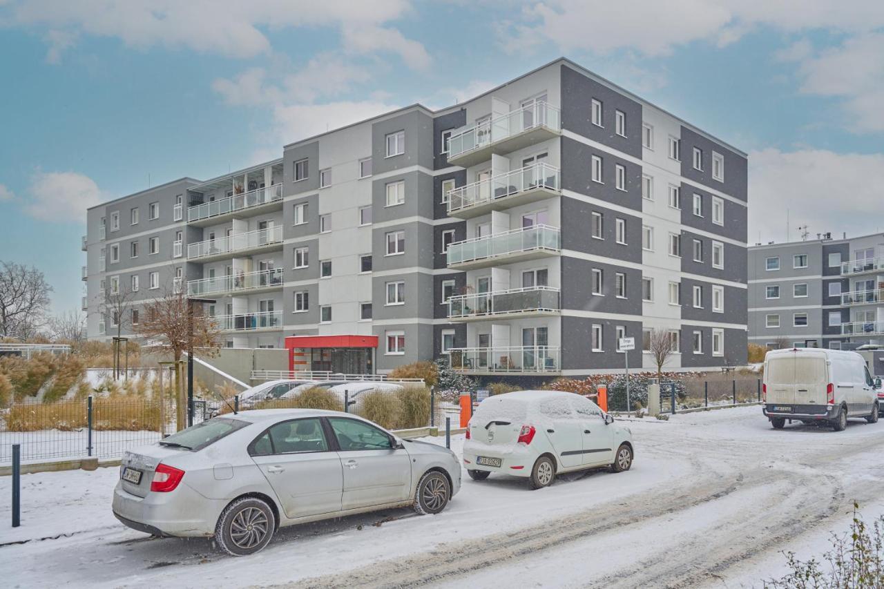 Wroclaw Rose Apartments By Noclegi Renters Ngoại thất bức ảnh