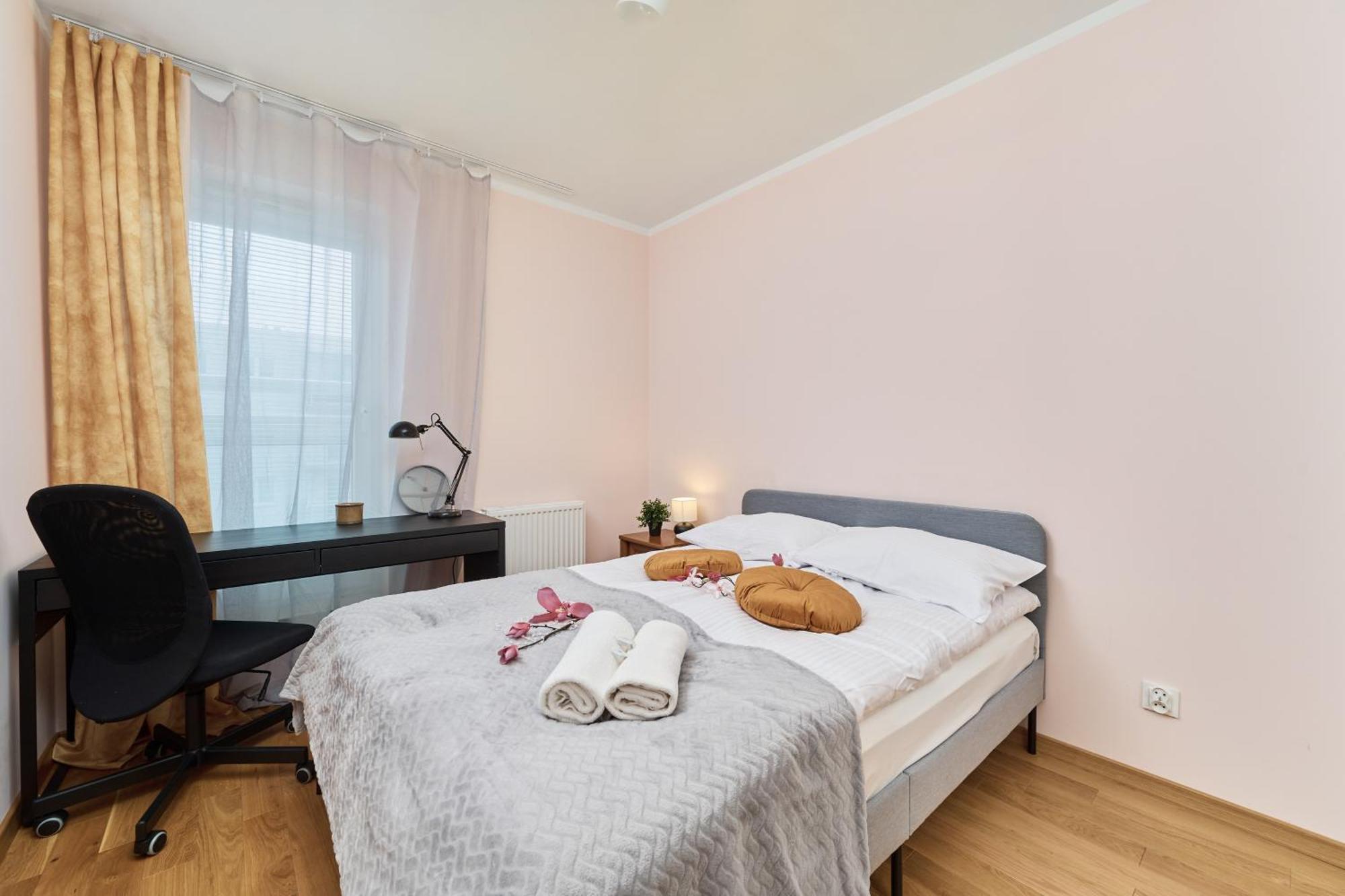 Wroclaw Rose Apartments By Noclegi Renters Ngoại thất bức ảnh
