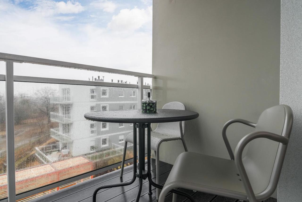 Wroclaw Rose Apartments By Noclegi Renters Ngoại thất bức ảnh