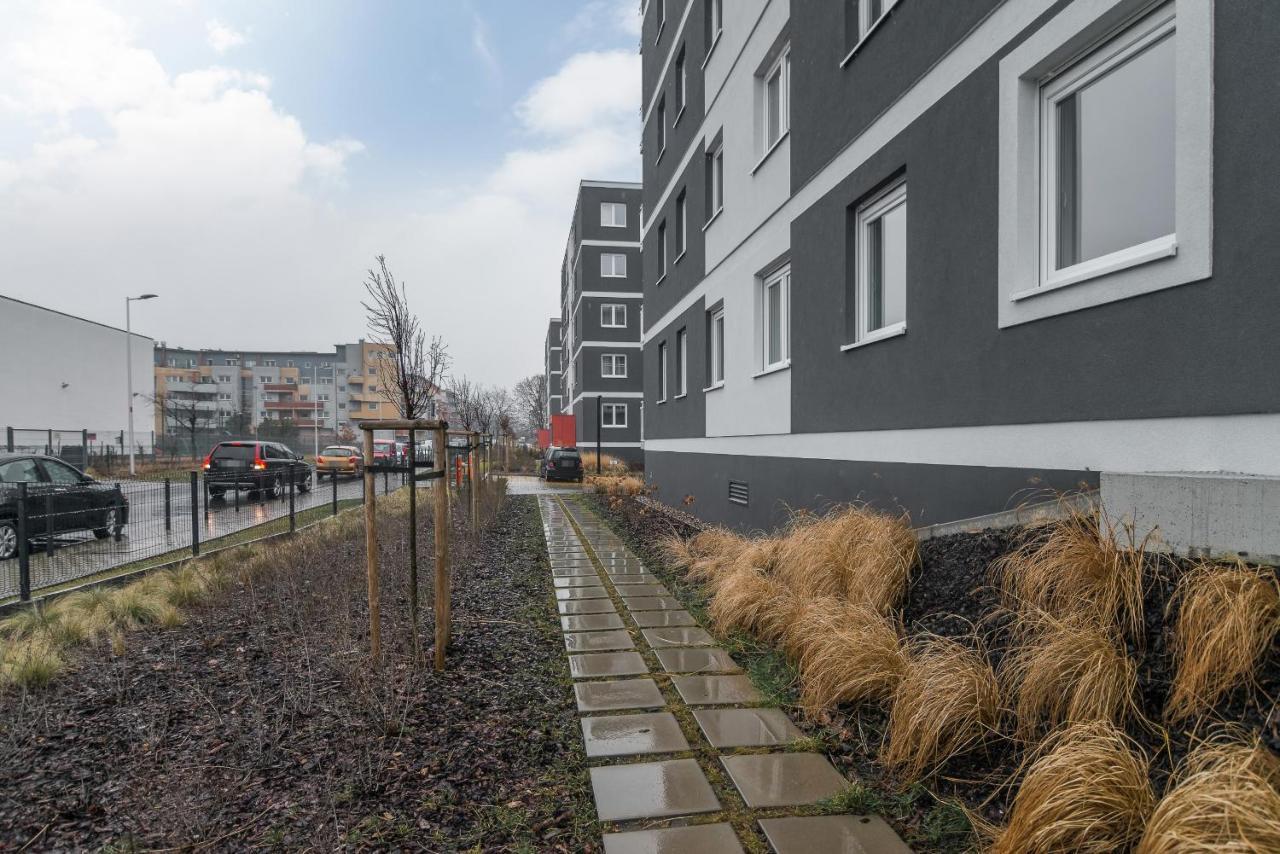 Wroclaw Rose Apartments By Noclegi Renters Ngoại thất bức ảnh