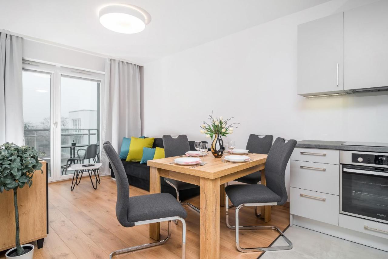 Wroclaw Rose Apartments By Noclegi Renters Ngoại thất bức ảnh